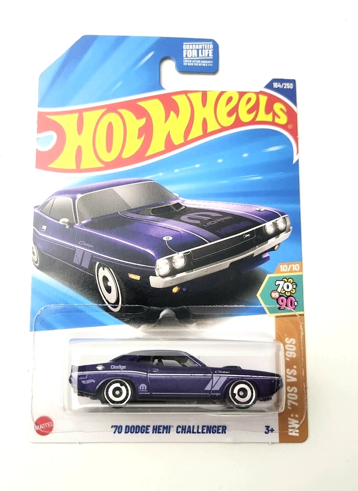 HOT WHEELS '70 Dodge Hemi Challenger HW '70s vs '90s Mainline HYY96 2025