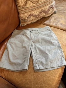 Kuhl Trekr Damen Shorts Gr. 4 grün schnelltrocknend Wandern Outdoor " - Bild 1 von 7