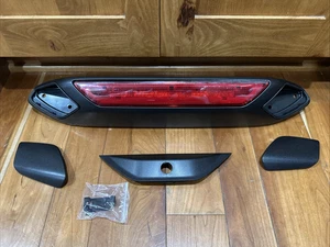Third Brake Light Stop Lamp #923-127 For Ford Transit 150 250 350 350HD 2018-19 - Picture 1 of 11