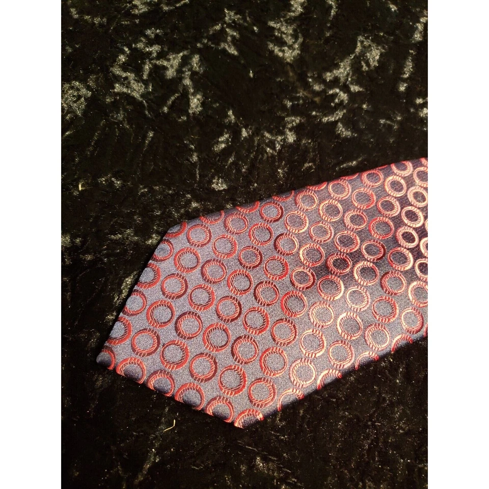 Corbata de cuello bordada de diseñador FUBU para hombre roja azul a lunares guardián de uso profesional Foto 1 de 4