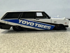 Hot Wheels Premium Nissan Skyline Van Pop Culture Toyo Tire On Carlomos Swapped - Picture 1 of 19