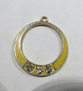 Cercle jaune plaqué or avec 3 strass 