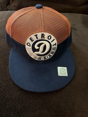 Sombrero Detroit Foto 1 de 4