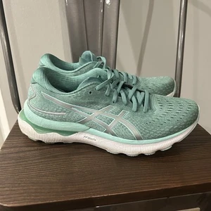 ASICS Women's Gel Nimbus 24 Green Size 10 FF Blast UK 8 Running Walking - Picture 1 of 8