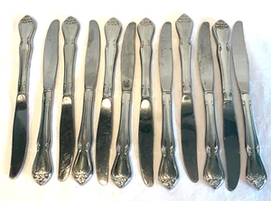 12/Oneida ARBOR ROSE TRUE ROSE 1881 Rogers Ltd Butter Dinner Knives Flatware - Picture 1 of 1