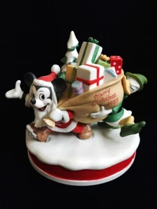 Disney Collection Christmas 1985 Santa's Helpers Mickey Donald Figurine Limited - Picture 1 of 6