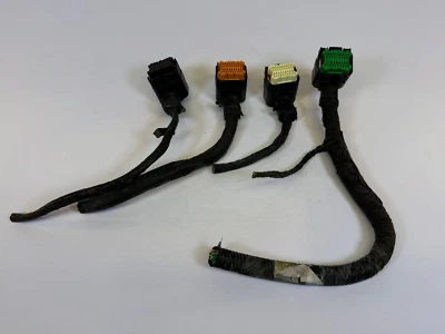 Chrysler Town & Country LX 2006 6 cilindros 3,3 L ECM ECU arnés de cableado conector de enchufe Foto 1 de 4
