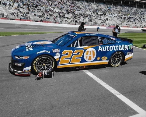 2023 JOEY LOGANO "AUTOTRADER PENSKE ATL #22 NASCAR 8X10 PHOTO (NOT A POSTCARD) Cover