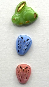 Assorted Moonglow Glass Buttons Boot Rabbit Butterfly - Picture 1 of 10
