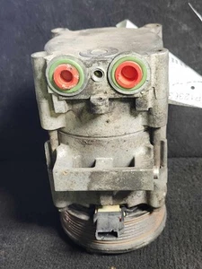 A/c Air Compressor FORD EXPEDITION 97 98 99 00 01 02 - Picture 1 of 3