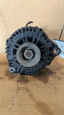 Alternador Nissan Titan 2004-2006 5,6 L Foto 1 de 3