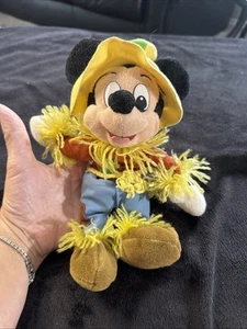 Walt Disney World Scarecrow Mickey Mouse Bean Bag Plush Halloween D7 - Picture 1 of 17