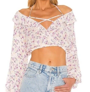 Majorelle Cecilia Crop Top Gr. M Blumenmuster Rüschen vorne zum Binden Langarm - Bild 1 von 13