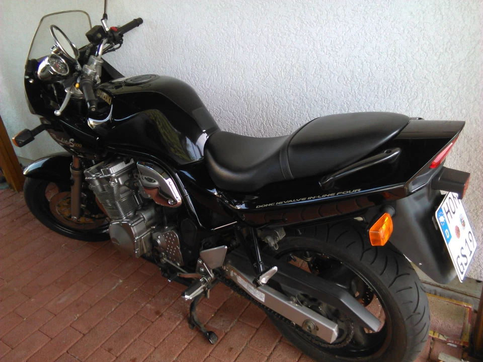 Suzuki GSF 600 S Bandit verkleidung - Bild 1 von 1