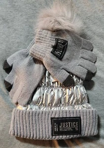 NUEVO CON ETIQUETAS JUSTICE 2 PIEZAS SOMBRERO y guante de lana de plata metálica forrado y piel sintética - Imagen 1 de 3