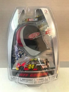 JEFF GORDON #24 DuPont - Winners Circle 1/64 Diecast Car & Pit Cap Magnet - Picture 1 of 4