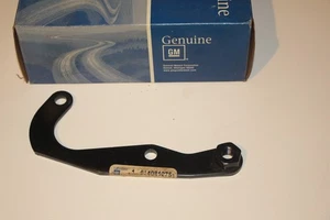 NOS GM 14081275 Rear Compressor Bracket 1985-91  GM Truck, Monte Carlo, Blazer.. - Picture 1 of 4