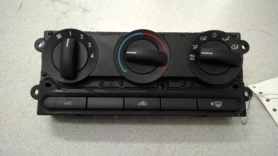 Conjunto de control de clima de calefacción de aire acondicionado Ford Mustang 2005-2009 OEM con garantía Foto 1 de 2