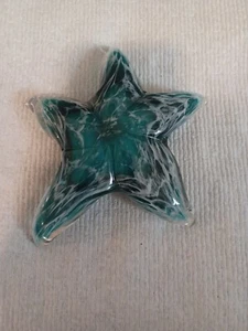 Large Art Glass Starfish Paperweight or Decoration Green Black White Swirl - Picture 1 of 4
