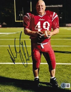 MICHAEL CHIKLIS signed (THE SENIOR) Mike Flynt 8X10 Foto BECKETT BAS BU41152 - Bild 1 von 1