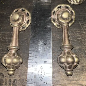 Two Vintage Tear Drop Pendant Brass Handles Drawer Pulls - Picture 1 of 5