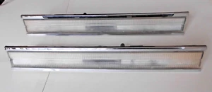 1986 1987 OLDSMOBILE 98 PAIR OF BACK UP / REVERSE LENSES & BEZELS. GUIDE 3C. - Foto 1 di 14