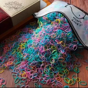 2000 Mini Coloured Hair Elastics Rubber Bands Braids Braiding Plaits Small Bands - Picture 1 of 4