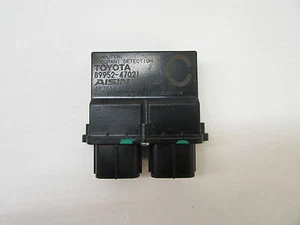 2011 TOYOTA PRIUS 4RUNNER SEAT OCCUPANT DETECTION COMPUTER 89952-47021 OEM 12 - Picture 1 of 5