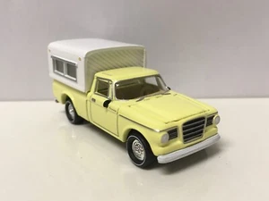 1960 60 Studebaker Pickup con tappo da collezione modello pressofuso scala 1/64 - Foto 1 di 4