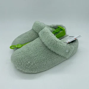 Crocs Classic Cozzzy Slippers Sherpa Comfort Warm Solid Green Size 7 Womens - Picture 1 of 6
