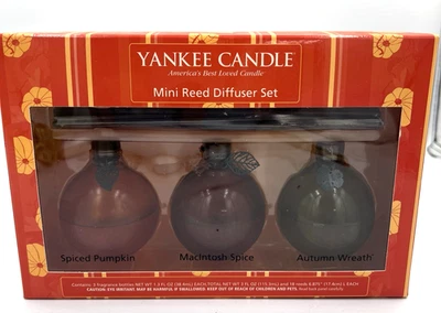 Yankee Candle Mini Reed Diffuser Set Spiced Pumpkin Mcintosh Spice Autumn Wreath - Image 1 of 4