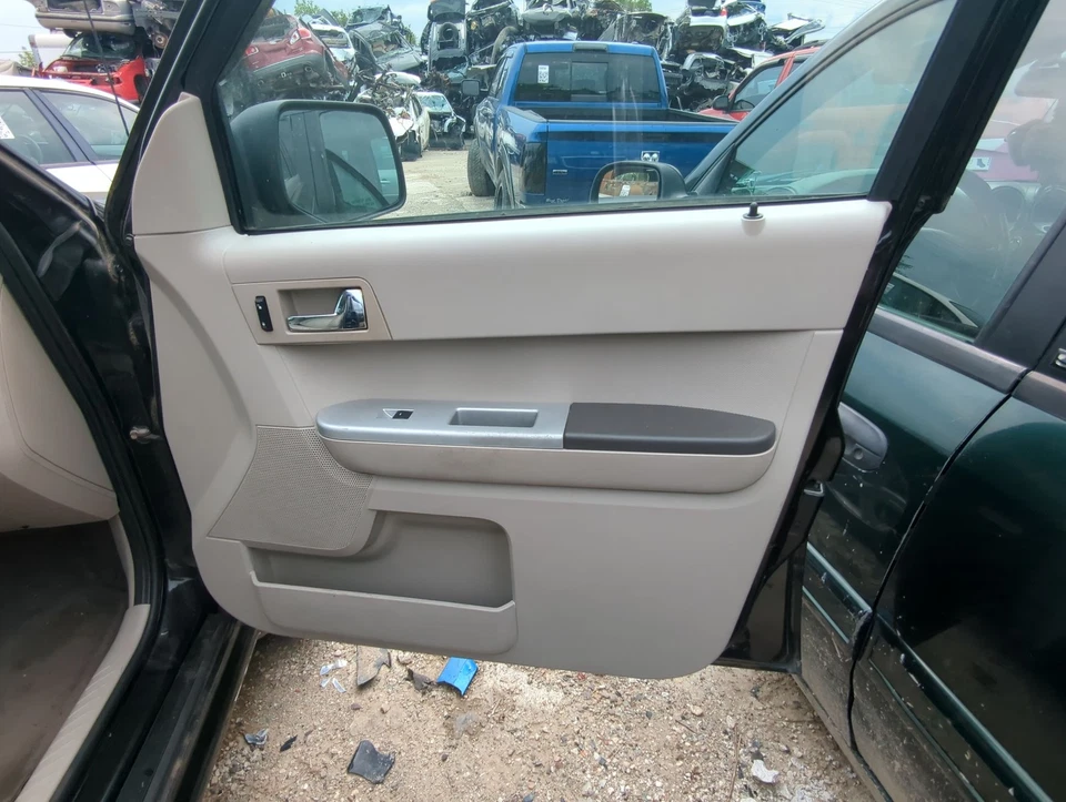 Mercury Mariner 2008 pasajero delantero derecho interior panel puerta moldura Klute Foto 1 de 1