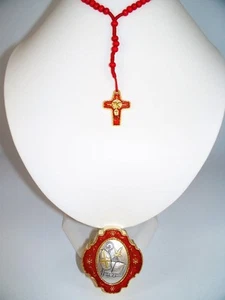 Holz Rosenkranz geknüpft rot L22cm + Metall Etui "Taube / Hl. Geist" neu Firmung - Bild 1 von 1