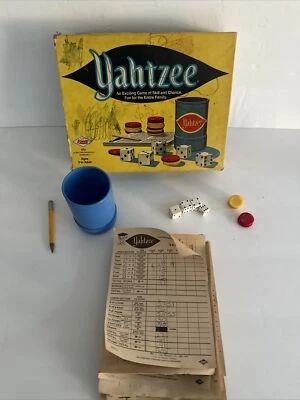 Vintage 1973 Yahtzee Board Game Complete E950 E.S. Lowe - Missing Parts - Image 1 of 4