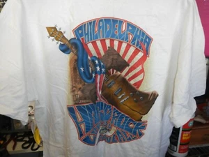 AUTHENTIC VINTAGE HARD ROCK CAFÉ T SHIRT  PHILADELPHIA ADULT L NEW NO TAGS  ^ - Picture 1 of 3
