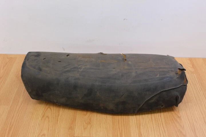 Sillín de asiento Kawasaki KZ400D 1975-1977 Foto 1 de 4