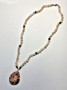 2" RHODONITE TEARDROOP PENDANT ATTACHED TO 26" PINK QUARTZ BEADED NECKLACE - Picture 1 of 2