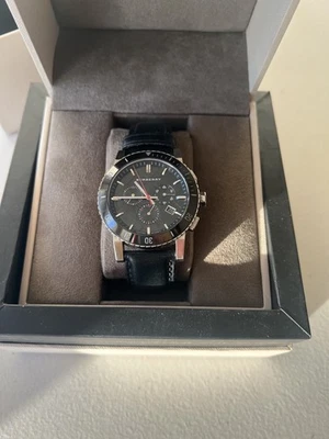 Подлинные мужские часы Burberry BU9382 - Изображение 1 из 4