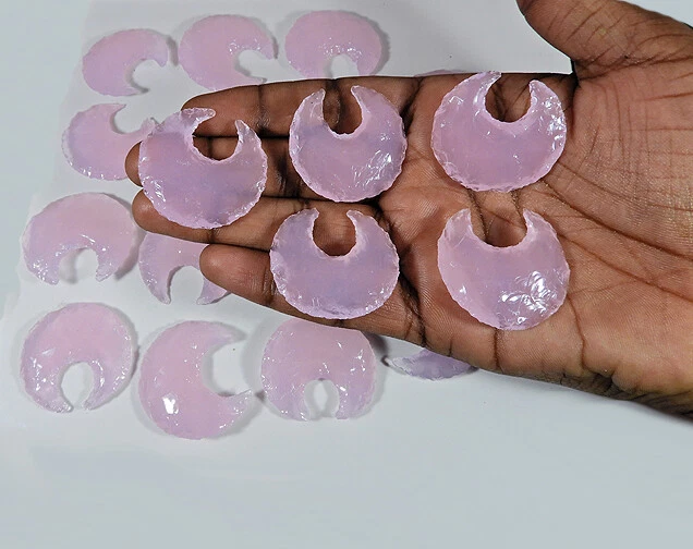 Rose Quartz Crescent Moon Healing Stone metaphysical Glass Quartz Carving Ia657 - Image 1 of 4