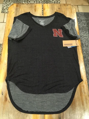 Women’s Blue 84 Nebraska Cornhuskers Mini Mascot Soft Crest Tee Size Medium NWT Cover