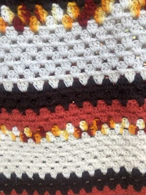 Hecho a mano afgano. 60” por 72”. ver fotos Foto 1 de 4