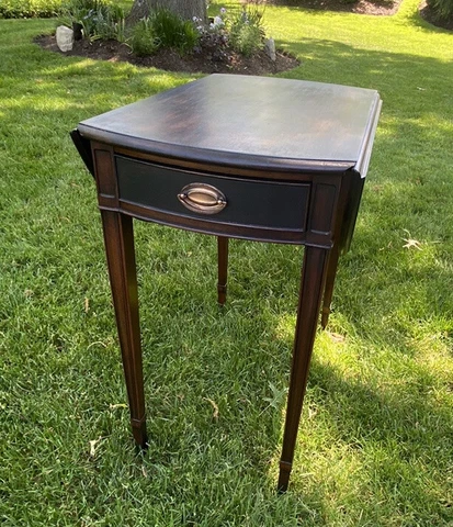 Vintage Mahogany Refinished Wood Drop Leaf Side Table Cover