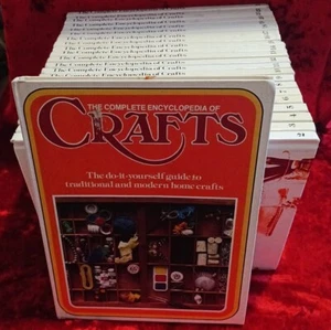 THE COMPLETE ENCYCLOPEDIA OF CRAFTS: Do It Yourself Volume 1-23 Vintage Book Lot - Foto 1 di 8