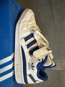 FORUM LOW CLASSIC - Sneaker low - core white/team royal blue - Bild 1 von 2