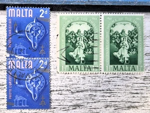 MALTA 2x 2 Strip of Stamps / Sold as Seen / 1d and 1 ½d Stamp - Picture 1 of 2