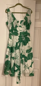 Coldwater Creek 100 % Baumwolle grün weiß Blumen V-Ausschnitt ärmellos Kleid Gr. 12 - Bild 1 von 6