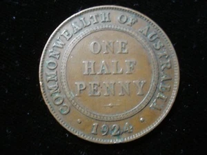 Australian 1924 Half Penny Coin 6 Pearls KGV Scarce wt Planchet Flaw Error - Picture 1 of 2