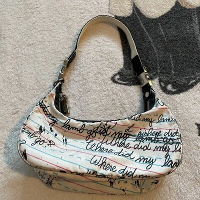 Gwen Stefani L.A.M.B. Lamb钱包 — 第 1/4 张图片