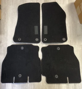 2018-2021 Jeep Wrangler MOPAR 6BR85TX7AB Floor Mat Set 6BR85TX7AB OEM - Picture 1 of 4