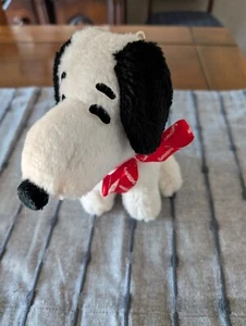 Vintage Snoopy Knickerbocker Plush 1968 Stuffed 7" Toy Peanuts - Picture 1 of 9